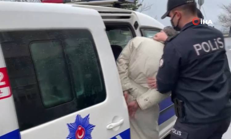 Polis, yaşlıları 1 milyon lira dolandıran şahsı suçüstü yakaladı