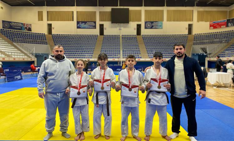 Yurdum Gençlik ve Spor Kulübü Judo Takımı başarılarıyla göz doldurdu