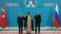 Tahran'da tarihi üçlü zirve! Cumhurbaşkanı Erdoğan: 'Terör odaklarını Suriye'den atmaya kararlıyız'
